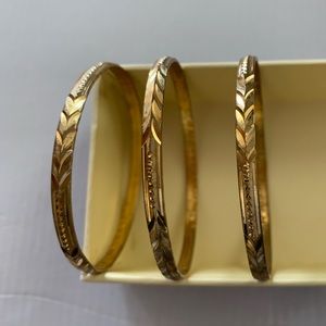 4 gold bracelet